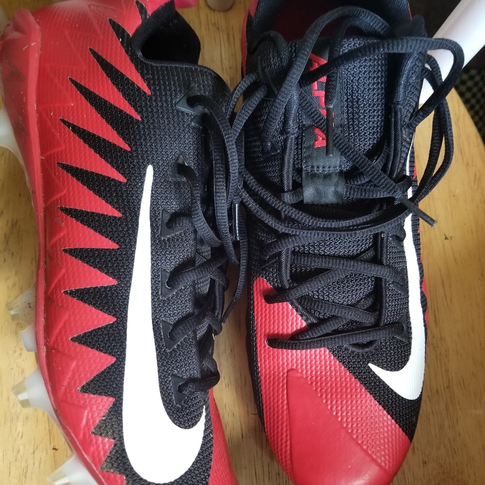 Footba/Baseball CLEATS - Picture 2 of 3